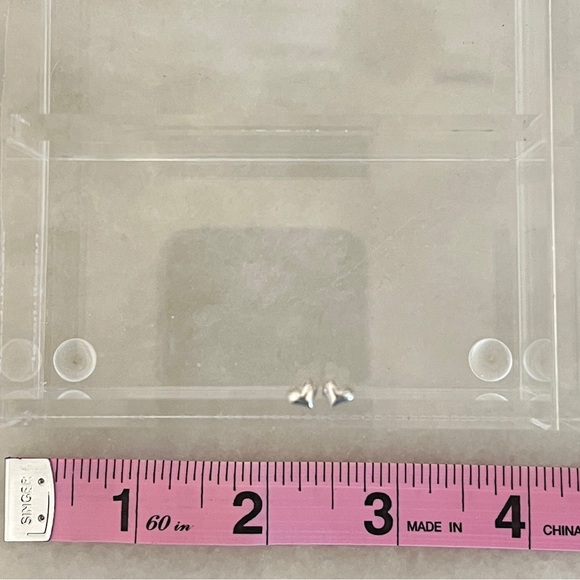 NWOT Sundance Sterling Silver Tiny Heart Earrings - Picture 3 of 6